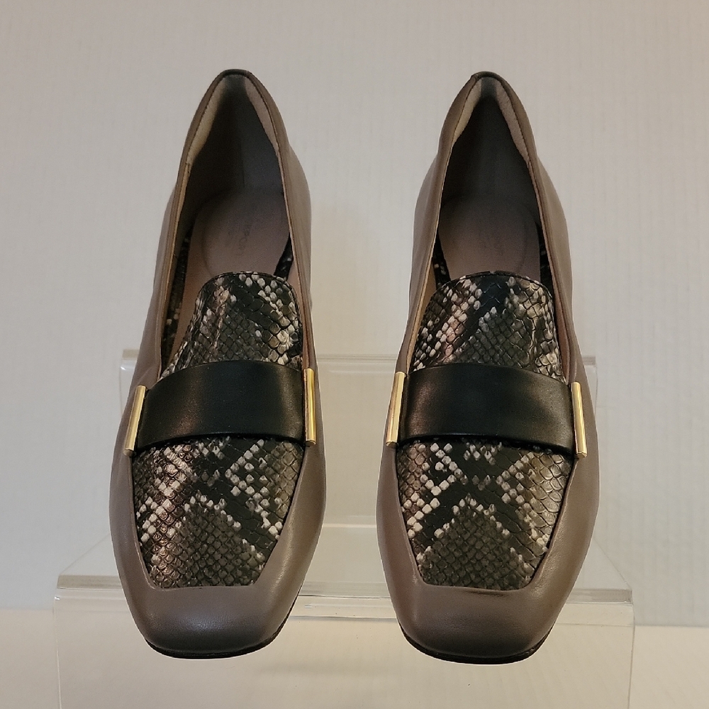 Elegant Snakeskin Loafers